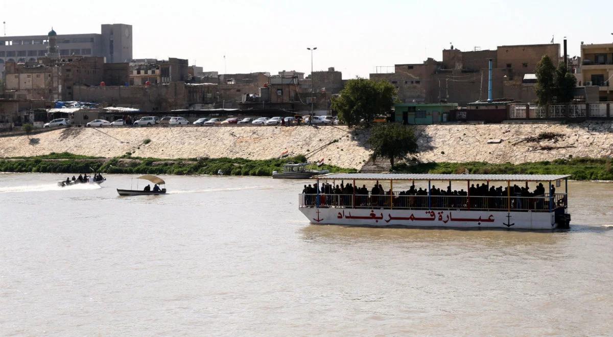 Irak: zatonął prom, nie żyje kilkadziesiąt osób. Większość ofiar to kobiety i dzieci