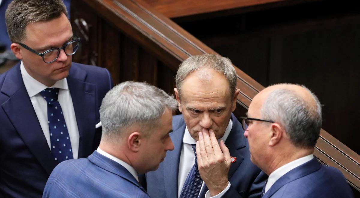 Zakulisowe rozmowy koalicjantów. "Trwa walka pod dywanem"