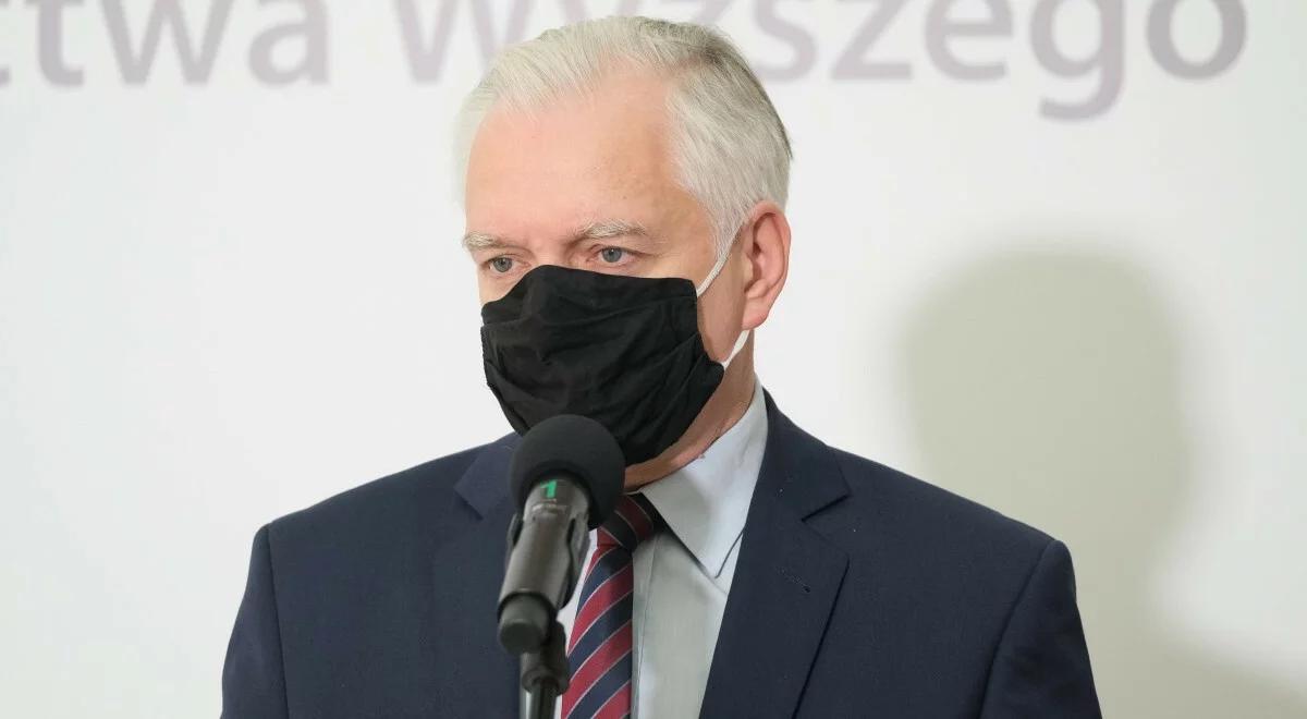 "Moc prawna to jedno, moc polityczna - drugie". Gowin odpowiada Saryusz-Wolskiemu