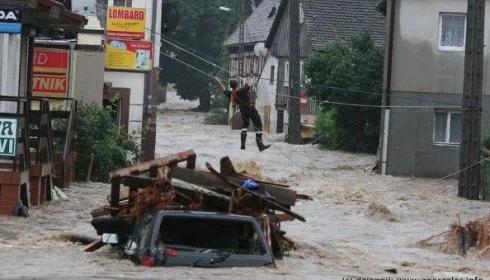 Powodzianie dostaną do 300 tys. zł