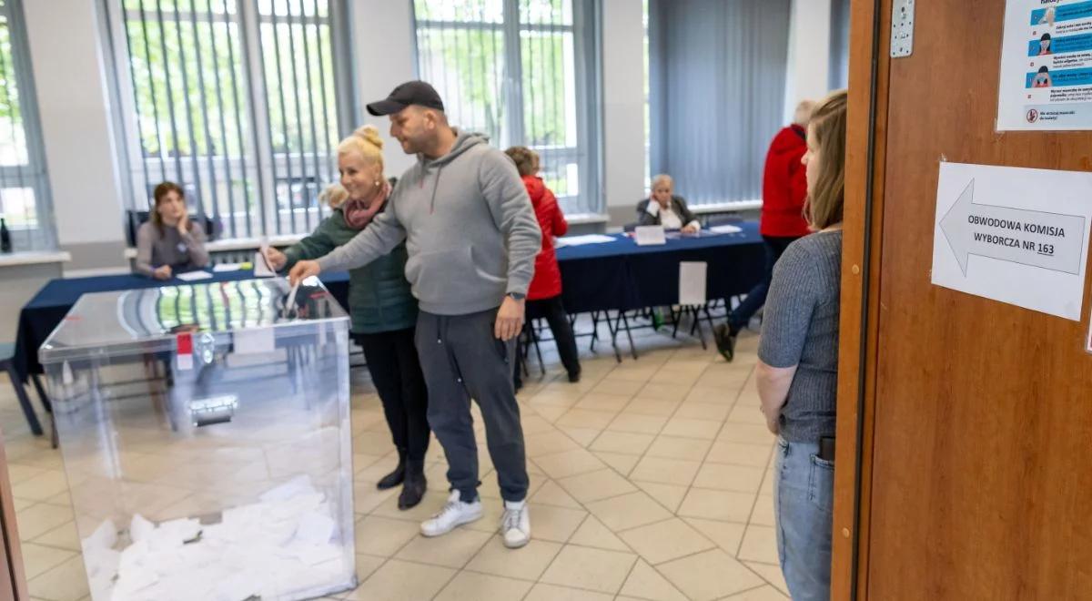 Frekwencja w drugiej turze wyborów samorządowych. PKW podała cząstkowe dane