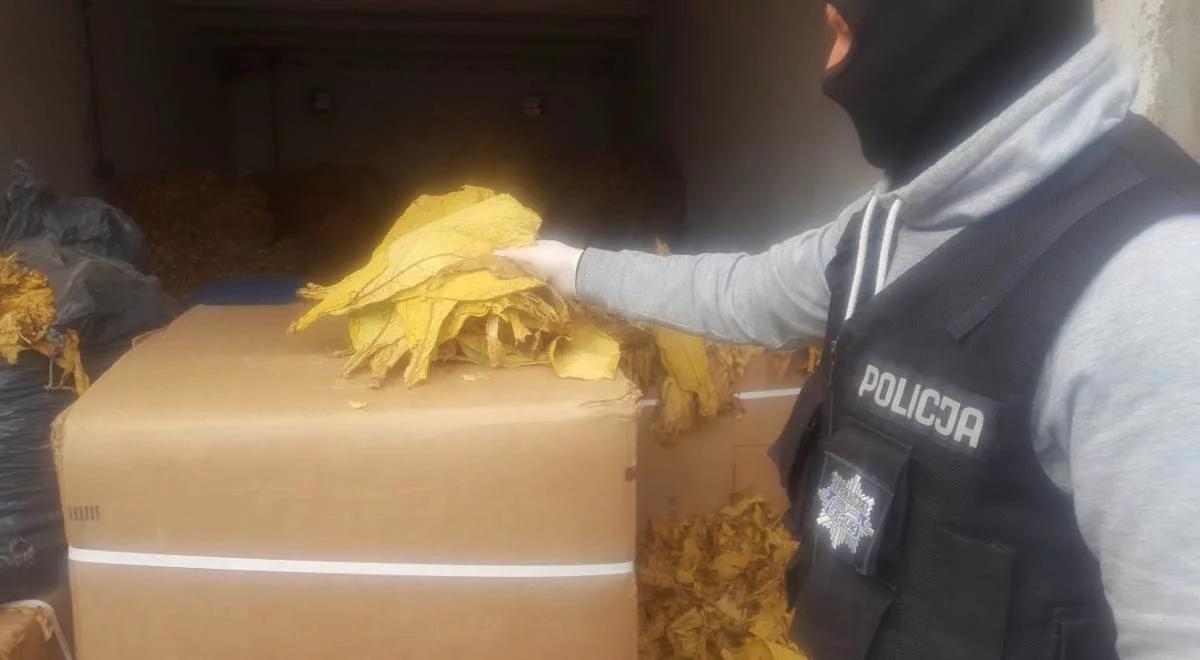 Akcja policji w Wielkopolsce. Przejęto 3,5 tony liści tytoniu