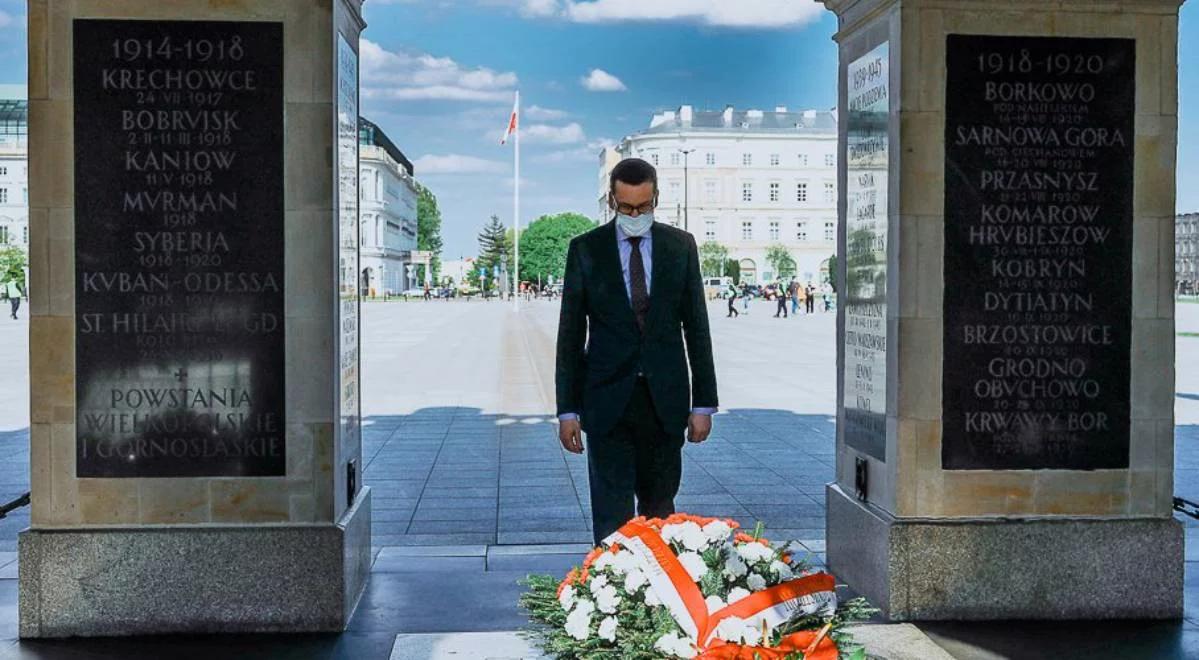 Premier złożył wieniec pod Grobem Nieznanego Żołnierza