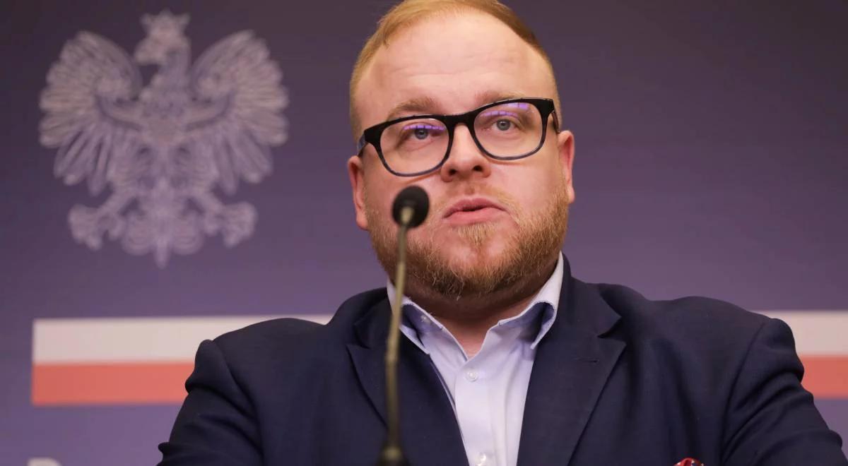 Putin odpowiada dekretem na sankcje. Rzecznik MSZ: Rosja ma coraz mniej pieniędzy na agresywną politykę