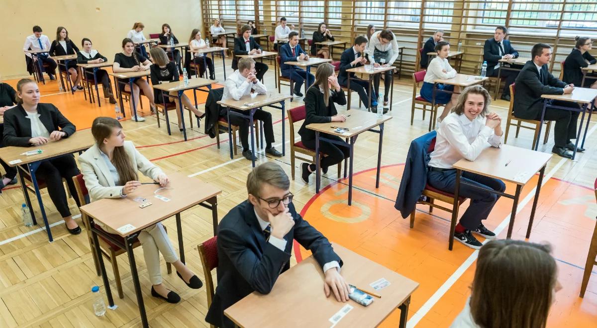 Przemysław Czarnek: szczegółowe informacje o maturze i egzaminie ósmoklasisty podamy do grudnia