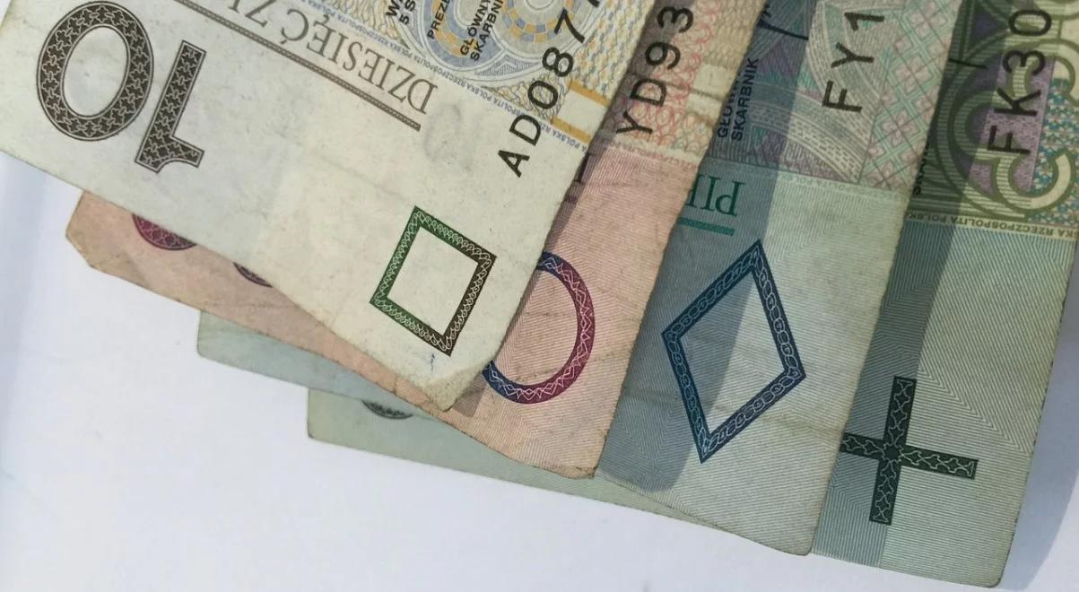 Rząd zajmie się w poniedziałek projektem budżetu na 2016 rok
