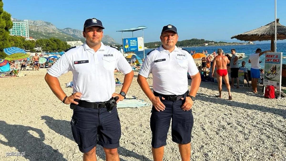 Pomagają także poza granicami. Polscy policjanci uratowali tonącego w Adriatyku Chorwata