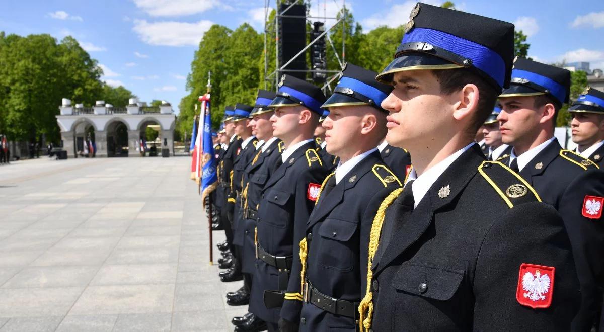 Międzynarodowy Dzień Strażaka. Marszałek Sejmu: niesiecie pomoc innym, narażając często własne zdrowie