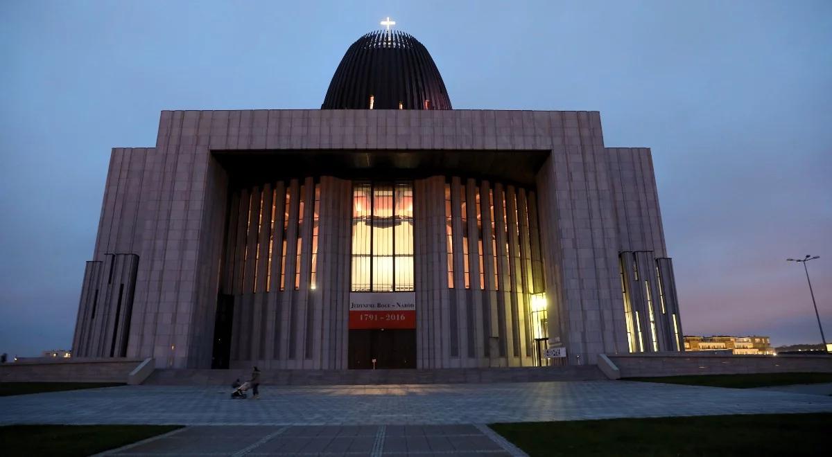 Celebracja Męki Pańskiej. Liturgiczne nabożeństwo ze Świątyni Opatrzności Bożej