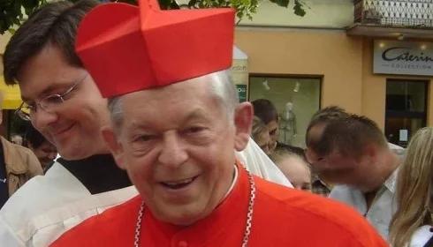 Prymas senior odznaczony Orderem Orła Białego