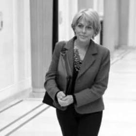 Błąd na tablicy upamiętniającej ofiary Smoleńska