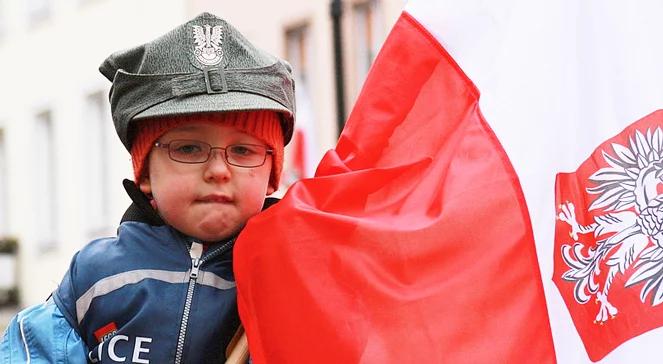 Kochać ojczyznę bez zastrzeżeń