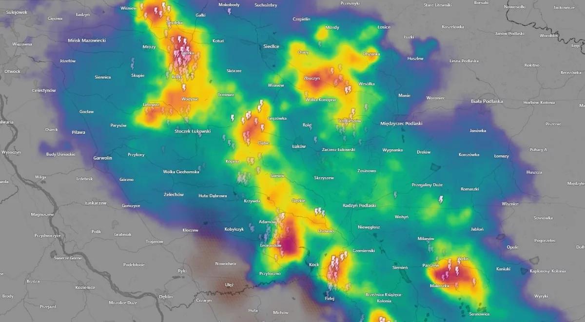 Gdzie jest burza 3 sierpnia? Pół Polski w alertach IMGW i RCB. Radar [NA ŻYWO]
