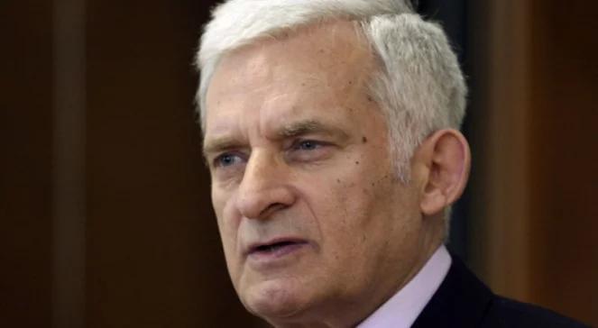 Jerzy Buzek: ściągnąłem samobójcę z dachu parlamentu