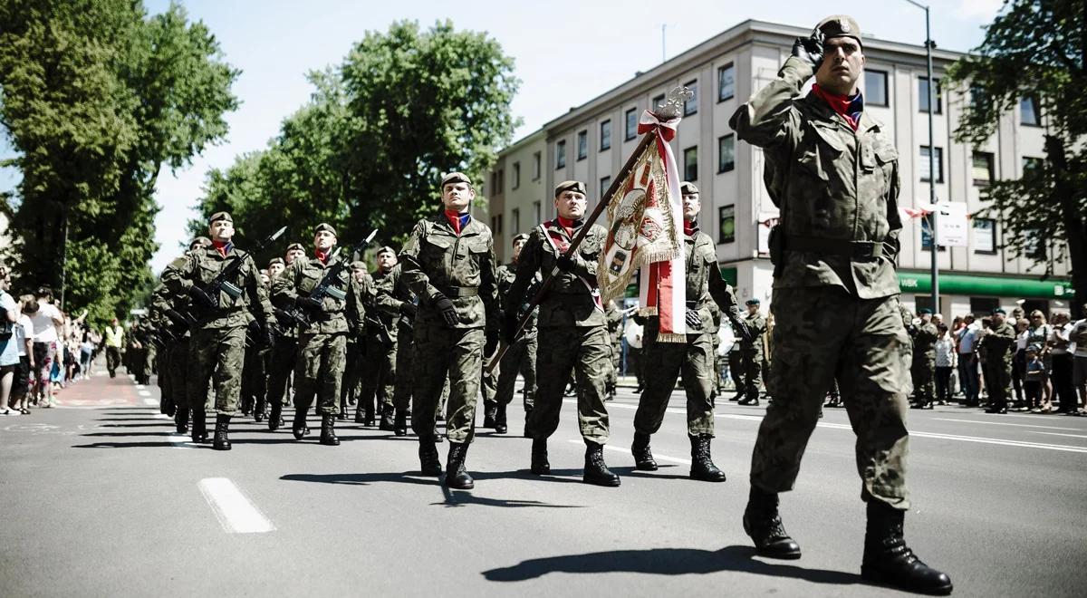 Święto Wojska Polskiego: 1,5 tys. żołnierzy i ponad 300 maszyn na defiladzie