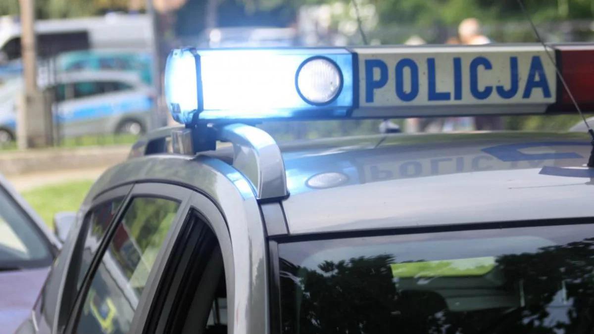 Śląskie: nietrzeźwy 18-latek spowodował wypadek. 7 osób poszkodowanych