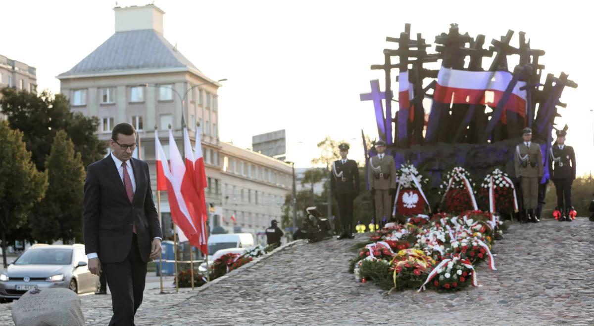 "Pamięć i prawda muszą nam towarzyszyć". Premier w 81. rocznicę agresji sowieckiej na Polskę
