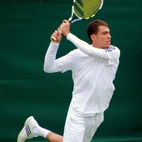 Niepokorny Janowicz odpadł z Miami. Gem, kłótnia, set, kłótnia, mecz   