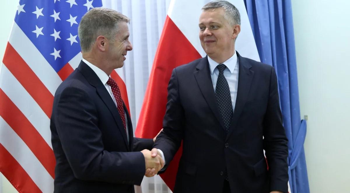 Wicepremier i szef MON Tomasz Siemoniak: za wcześnie mówić o amerykańskiej obecności w Ciechanowie