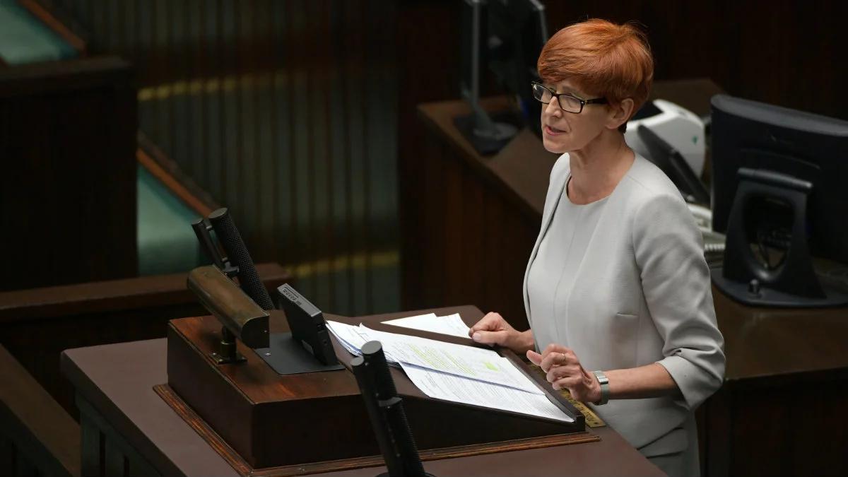 Elżbieta Rafalska: wydatki na osoby niepełnosprawne wzrosły o ok. 3 mld zł