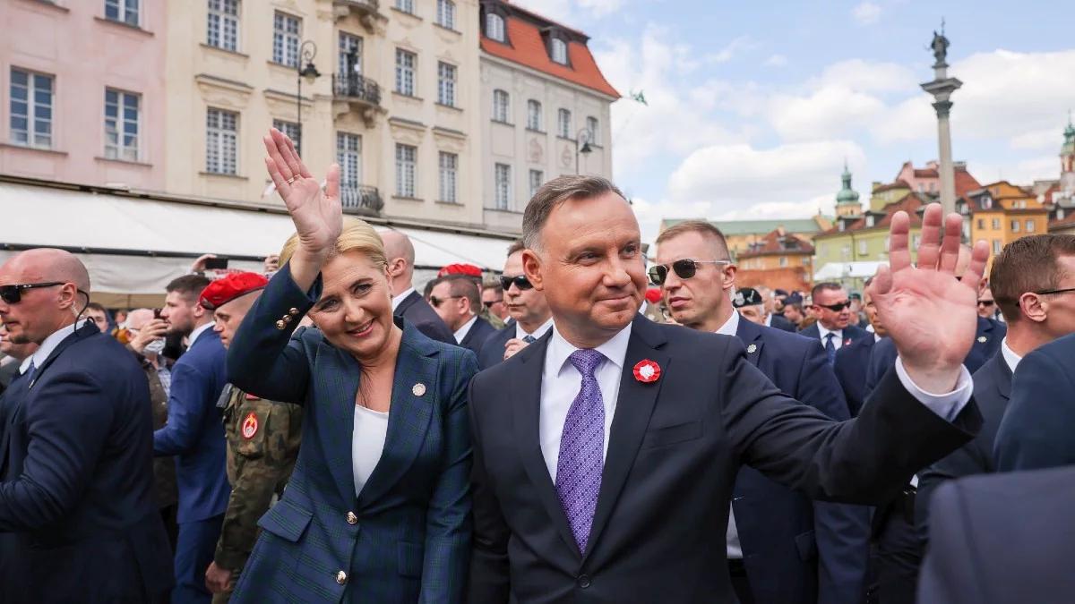 Wysokie poparcie dla prezydenta Andrzeja Dudy. Pozytywnie ocenia go też co trzeci wyborca Hołowni i co czwarty KO
