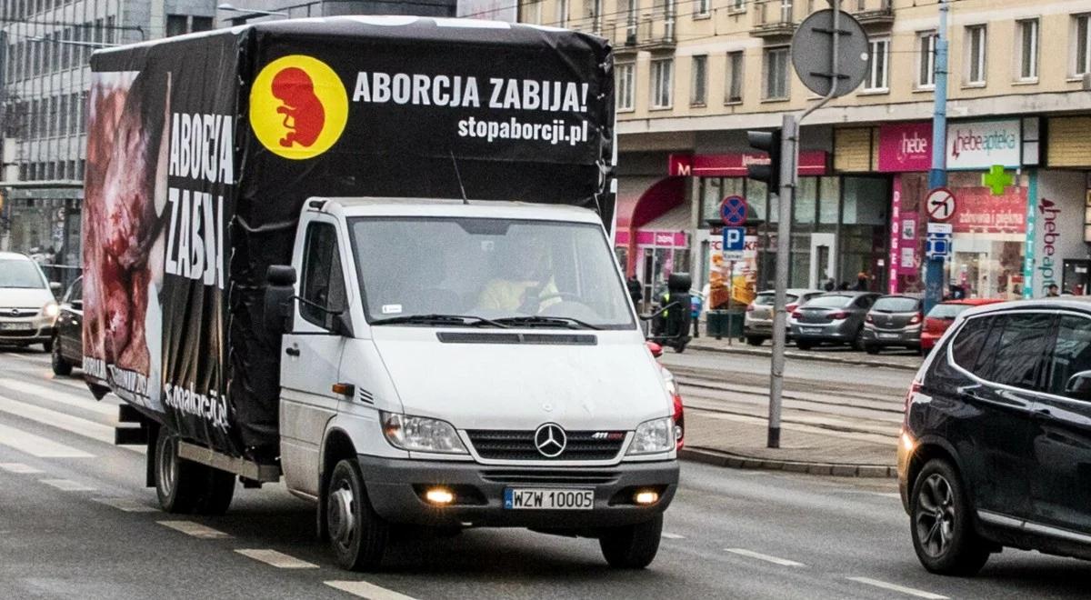 Kierowca furgonetki antyaborcyjnej oskarżony o zakłócanie porządku. Jest wyrok sądu