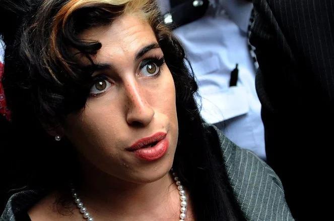 Amy Winehouse nie żyje. "Odeszła artystka o wybitnym głosie"