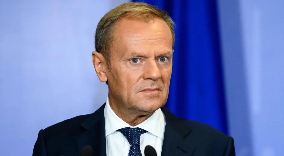 Szokujące zdjęcia Kopacz w moskiewskim prosektorium. Tusk broni b. minister zdrowia i... krytykuje PiS