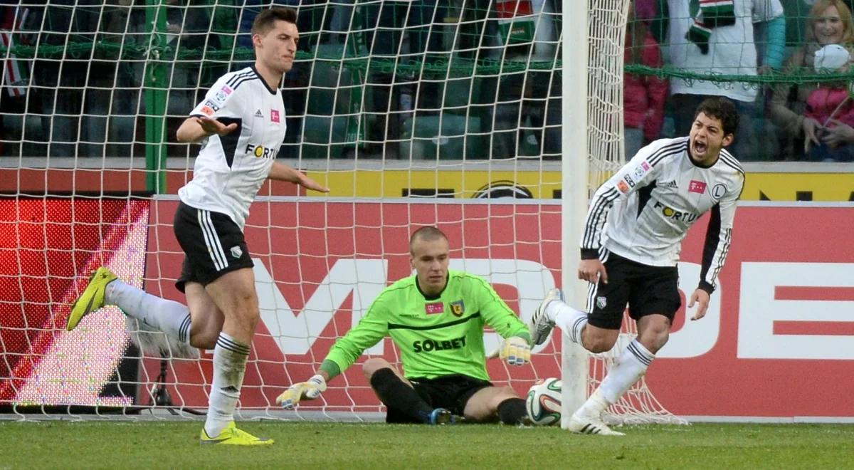 Ekstraklasa: Legia wykorzystała potknięcie Lecha. Przewaga mistrza Polski rośnie