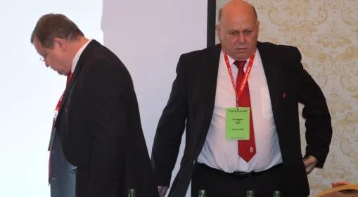 Kręcina przeprosił i odchodzi ze spuszczoną głową