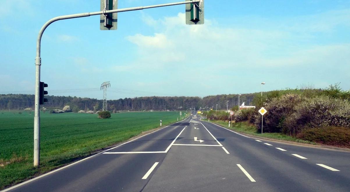 Opłaty za autostrady w Niemczech później. Przez spór z KE