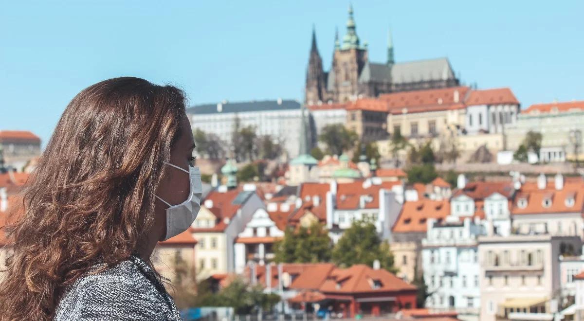 Dwa dni płatnego urlopu. Tak Czechy chcą zachęcić do szczepień