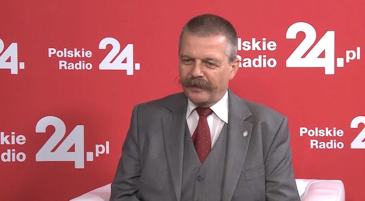 "Starcie na trzech płaszczyznach". Prof. Żurawski vel Grajewski o sporze Polski z UE