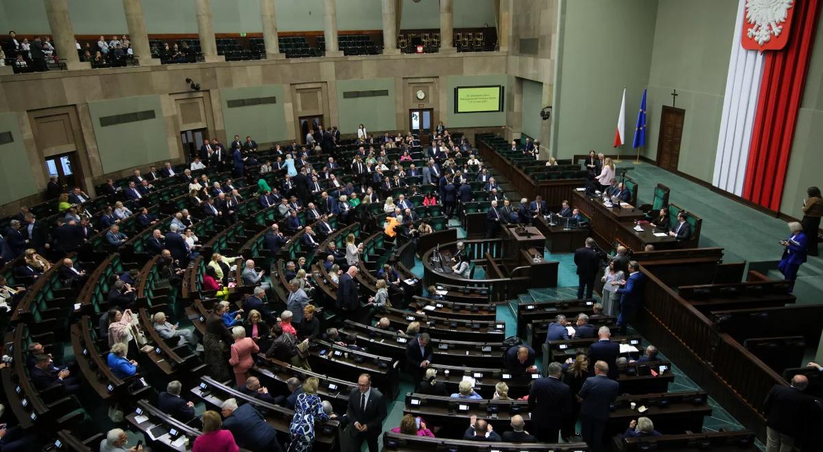 Nowe sondaże partyjne. Dobre wieści dla Lewicy, jest też "katastrofa"
