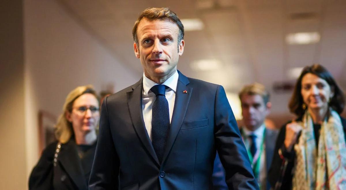 Francja: prezydent Macron inicjuje proces wpisania do konstytucji prawa do aborcji