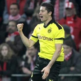 Wymiana ciosów Borussii z Bayernem. W hicie nie zawiódł tylko bramkarz BVB 