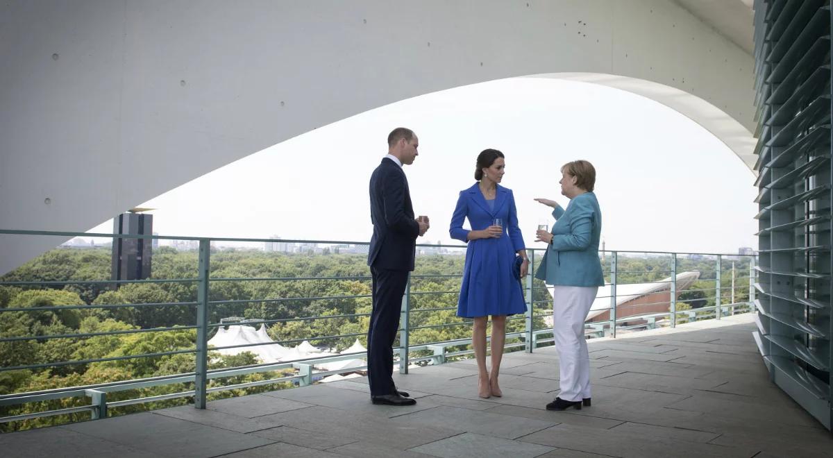 Wizyta brytyjskiej pary książęcej w Berlinie. "Szarmancki gest" Williama i Kate