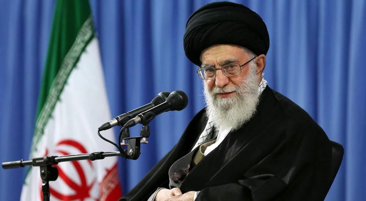 "Muszą znieść wszystkie sankcje". Ali Chamenei o warunkach powrotu do porozumienia nuklearnego
