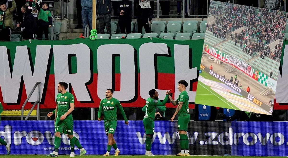 Ekstraklasa: Śląsk Wrocław ukarany za kontrowersyjny transparent. Klub odcina się od hasła kibiców
