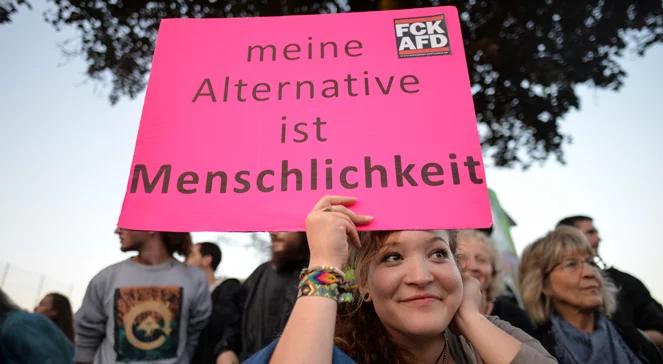 Niemcy: AfD wyprzedza SPD. Demonstracje w Chemnitz