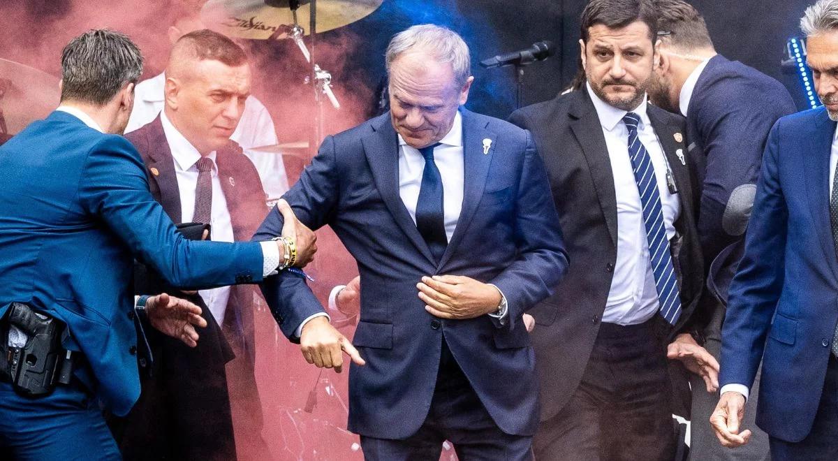 Incydent podczas obchodów w Holandii. Tusk ewakuowany ze sceny
