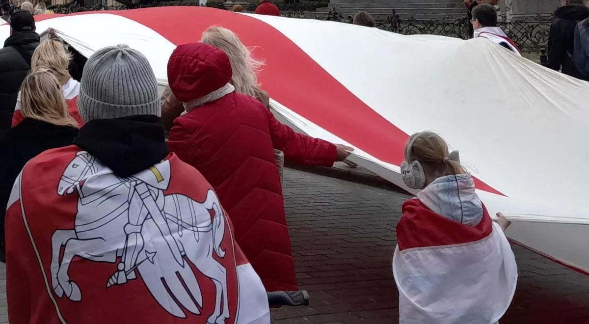 Marsz Białorusinów w Warszawie. "Reżim chciał nas wymazać, ale nie udało mu się"