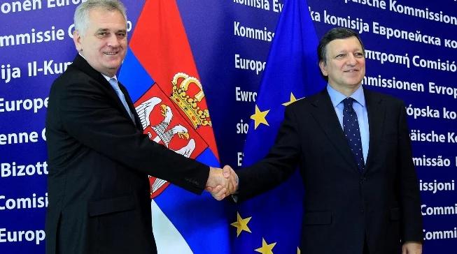 UE do Serbii: poprawcie stosunki z Kosowem