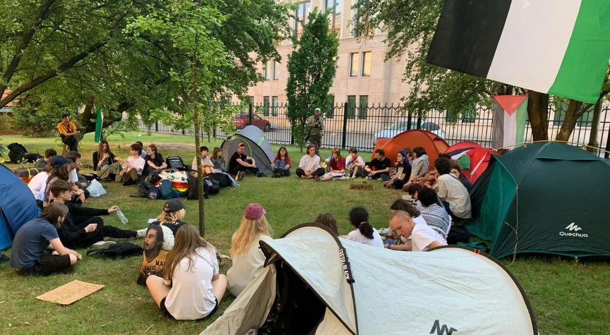 Protest na UW. Studenci czekają na informacje o współpracy uczelni z Izraelem