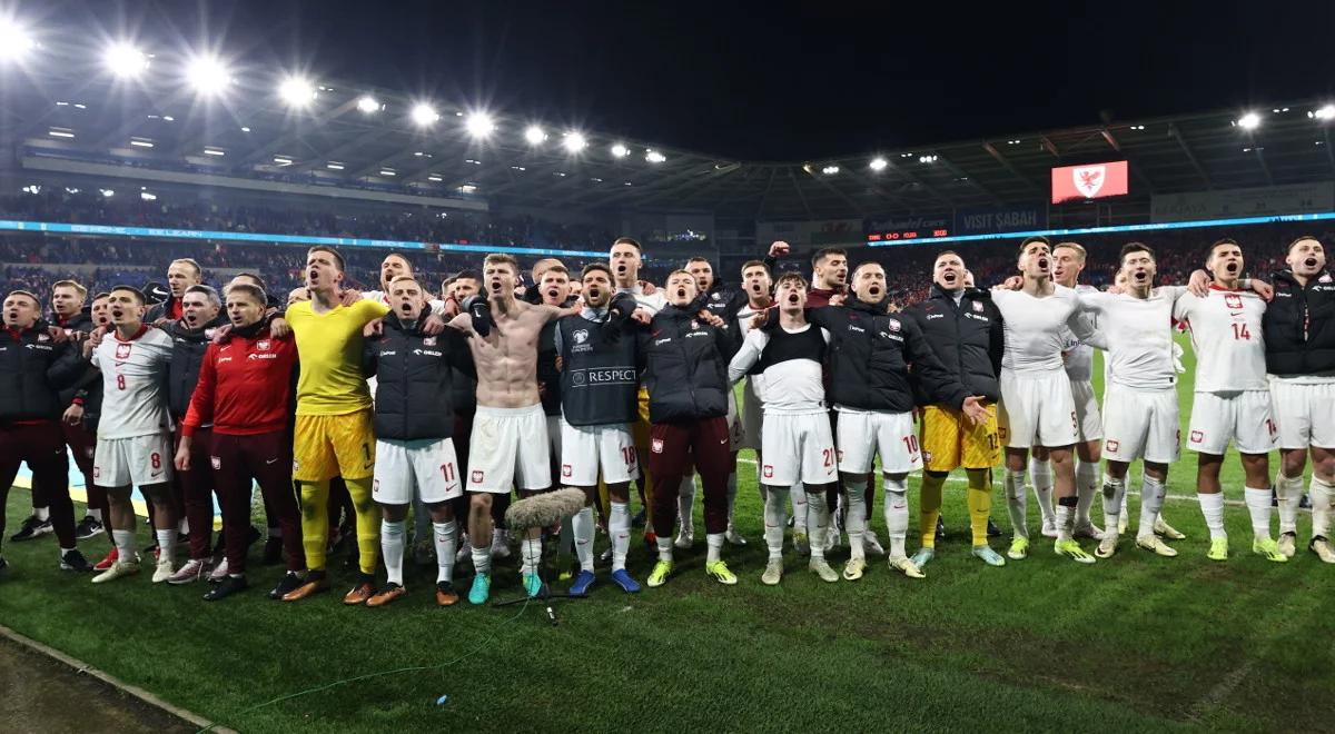 El. Euro 2024. Walia - Polska. Piękne sceny w Cardiff. Biało-Czerwoni odśpiewali hymn z kibicami 