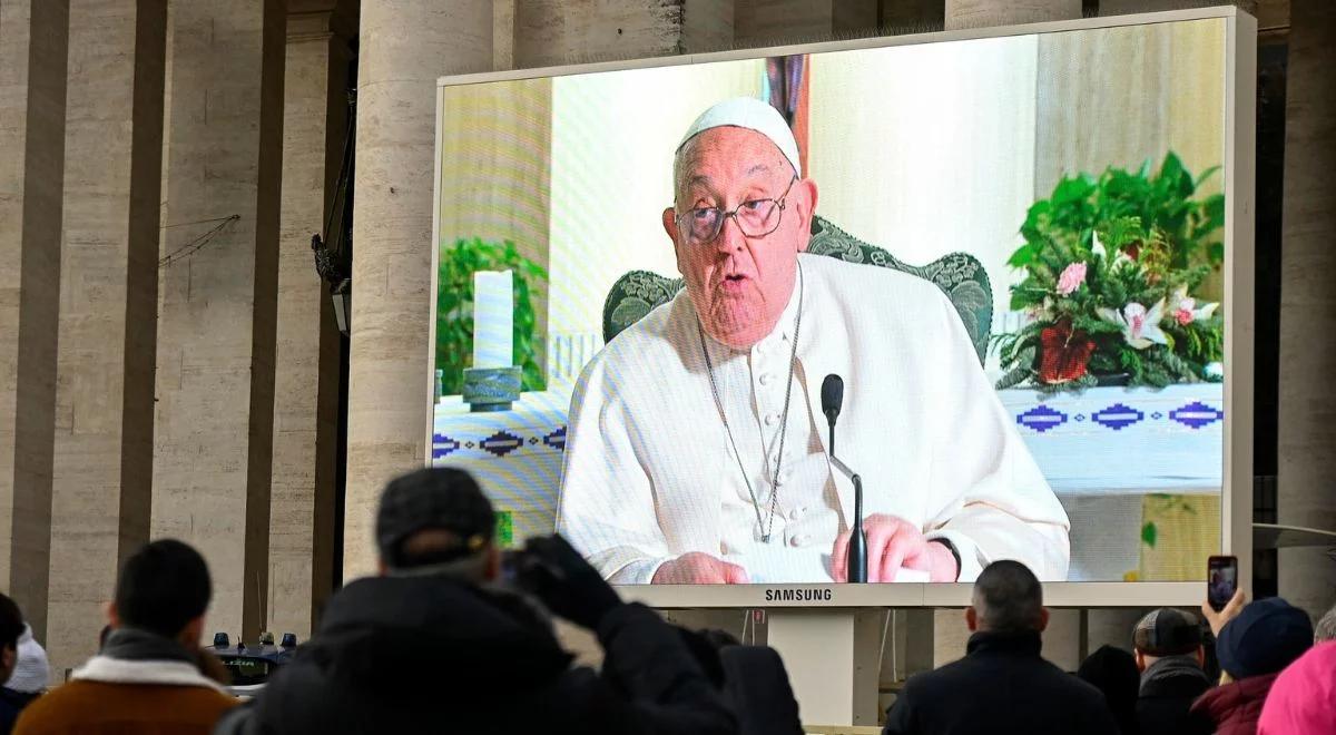 Papież nie wyszedł do wiernych. "Jest mi przykro, że nie jestem z wami"