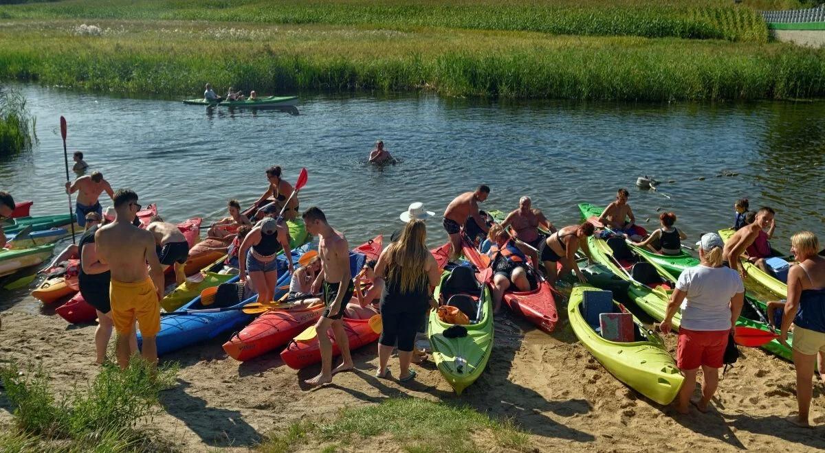 Mazury wracają do życia po pandemii. Tłumy turystów na plażach