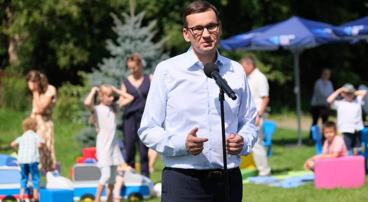 Wakacje kredytowe. Premier Morawiecki: polskie rodziny złożyły ponad 800 tys. wniosków