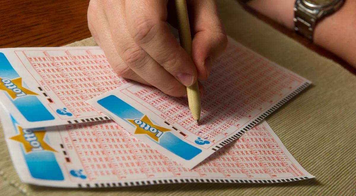 Szczęśliwiec zgarnie miliony. Tylko jemu udało się trafić szóstkę w Lotto