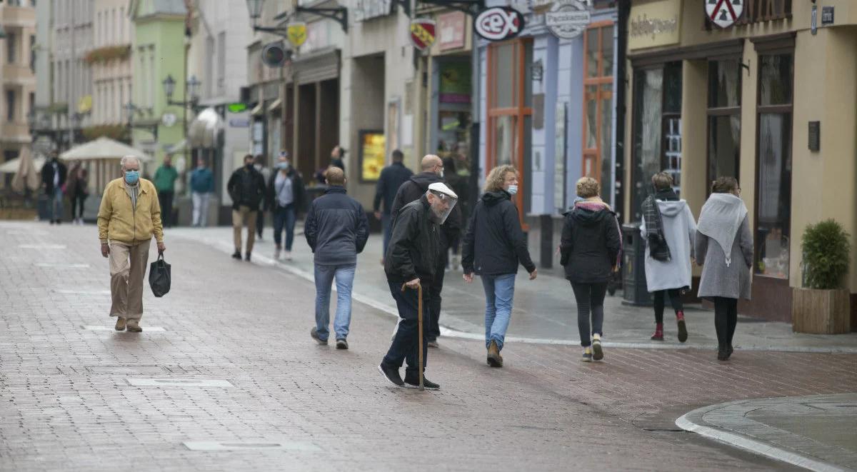 Rzecznik MZ: wzrost liczby zakażeń widoczny w dużych miastach, ponawiamy apele o przestrzeganie zaleceń